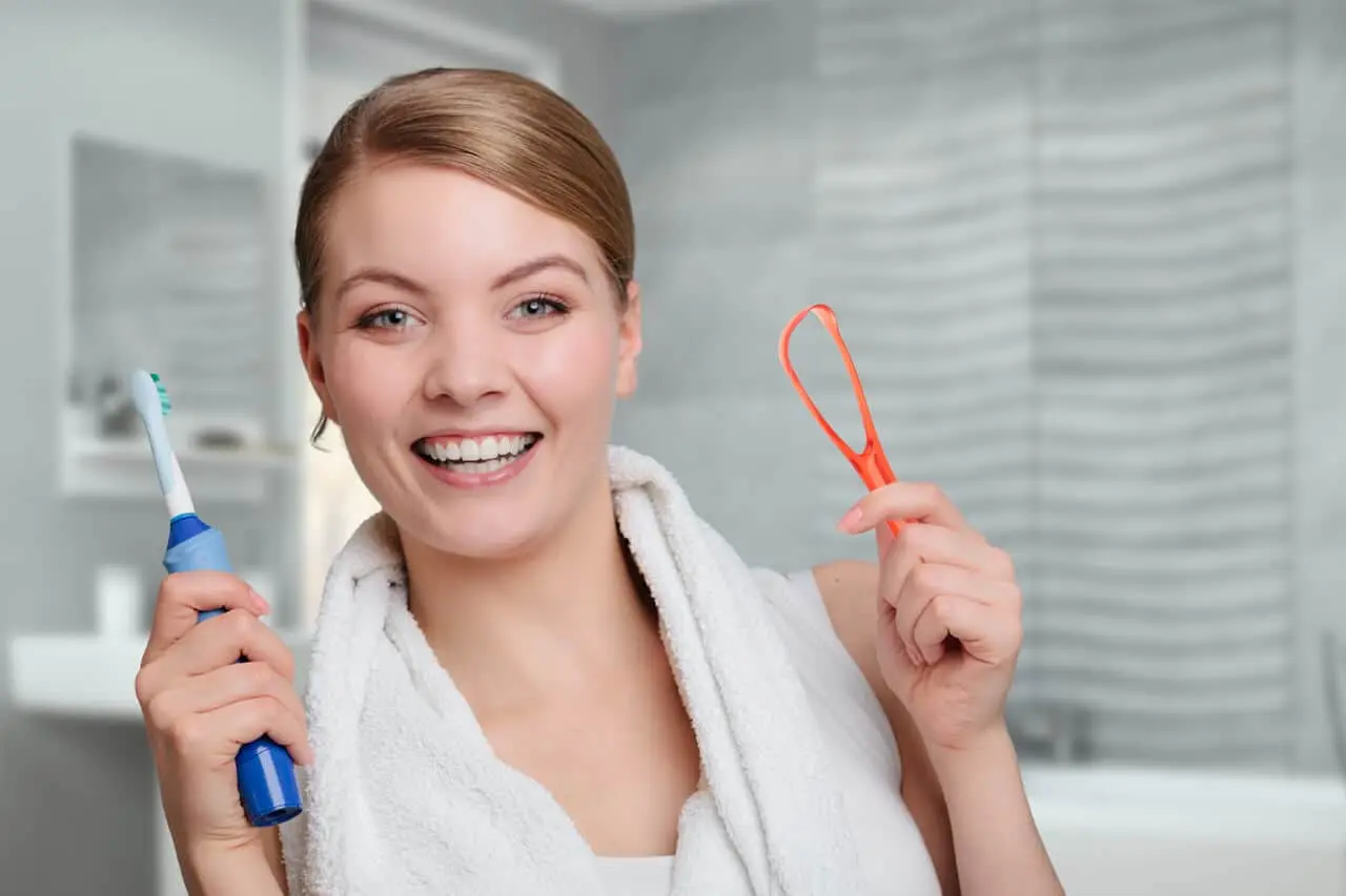 cepillo de dientes con limpiador de lengua - Cuántas veces se usa el limpiador de lengua