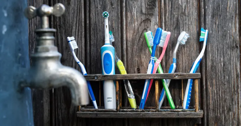 cepillo de dientes a pilas - Qué hace el cepillo de dientes eléctrico